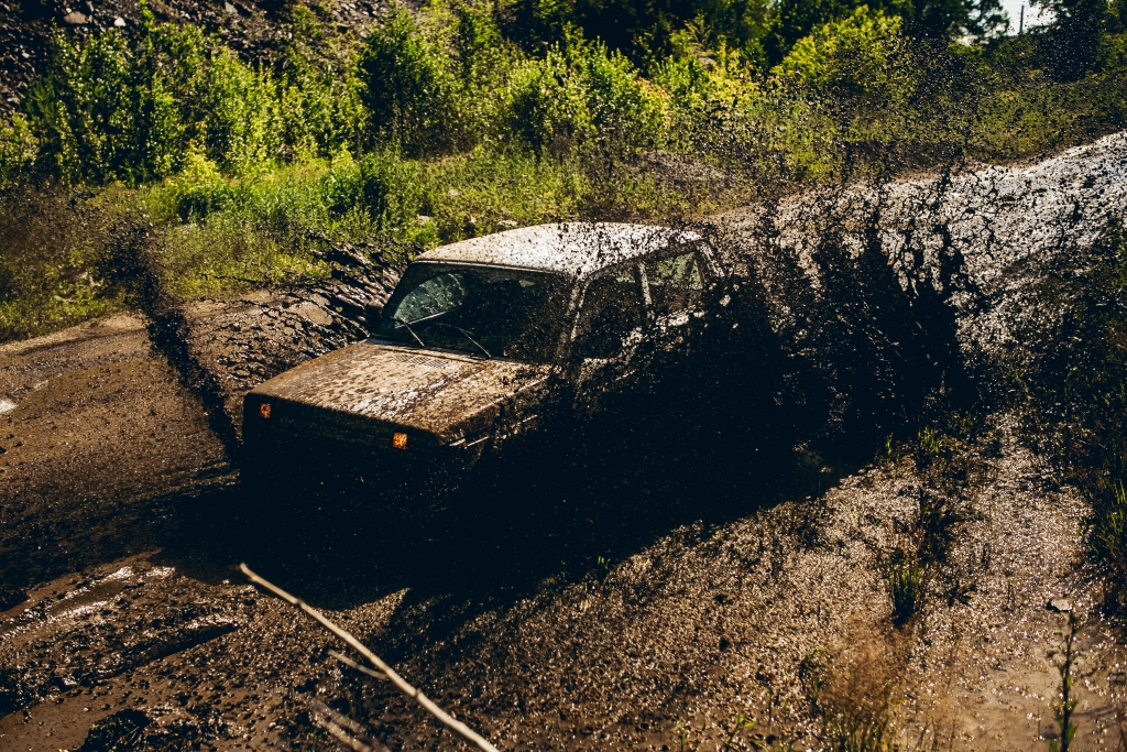 Большой внедорожный тест-драйв LADA 4x4